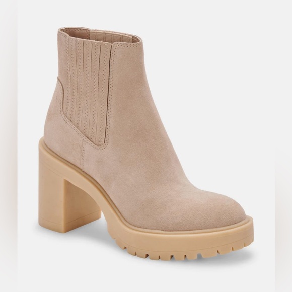 Dolce Vita Caster boots NEW in box never used - Picture 2 of 6